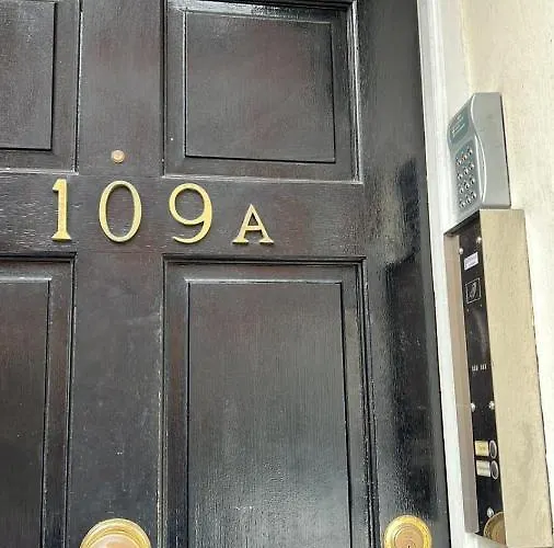 Stylish Marylebone Flat
